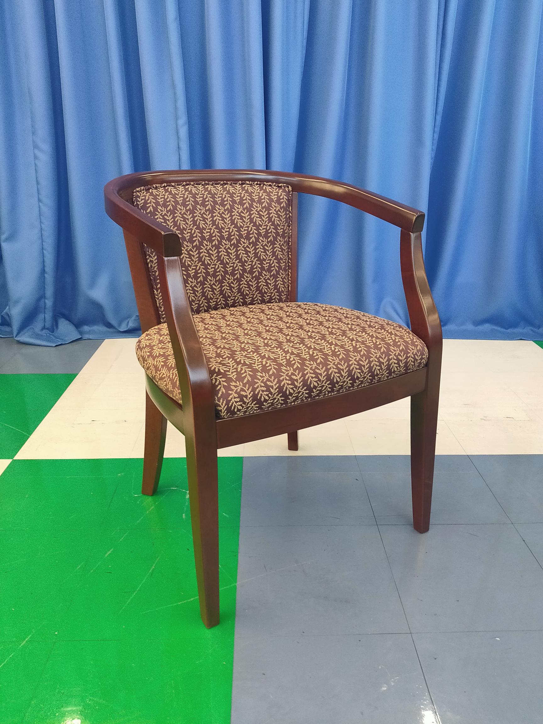 破格にて椅子（在庫品・展示品）を大放出！ | ビジネスセンター ヒロヨシ